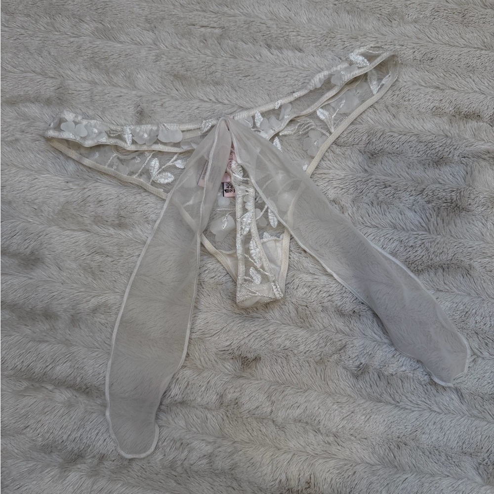 Dream Angels White Floral Thong